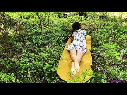 ❤️ ටින්ඩර් මත සිටින ආගන්තුකයෙක් මගේ පුකට ස්වයං වින්දනයේ යෙදෙන අතර වනාන්තරයේ දැඩි ආශාවකින් කෙලෙසයි ❤️❌ Fuck video අප වෙත  ❌❤