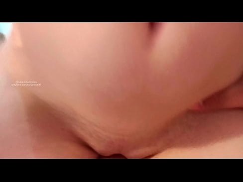 ❤️ අක්කගෙ කාමරේ නිදාගෙන එහෙමයි මට ඇහැරුනේ ❤️❌ Fuck video අප වෙත ❌❤