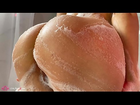 ❤️ Brunette වයිබ්‍රේටරය සමඟින් පුසි ස්වයං වින්දනයේ යෙදී ස්නානය කිරීමේදී දැඩි ලෙස සුරාන්තයට පත් කරයි ❤️❌ Fuck video අප වෙත  ❌❤